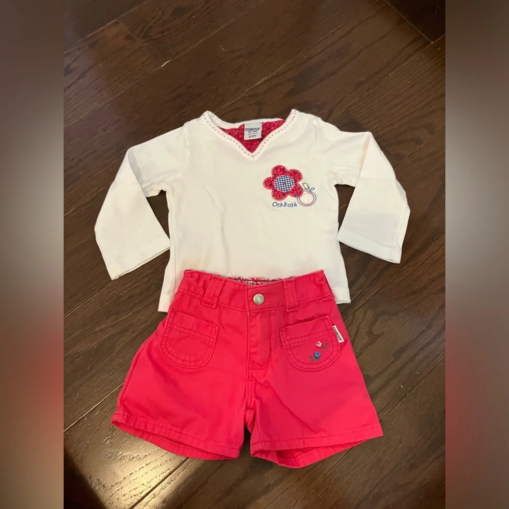 Vintage 2000s OshKosh 2T shirt short